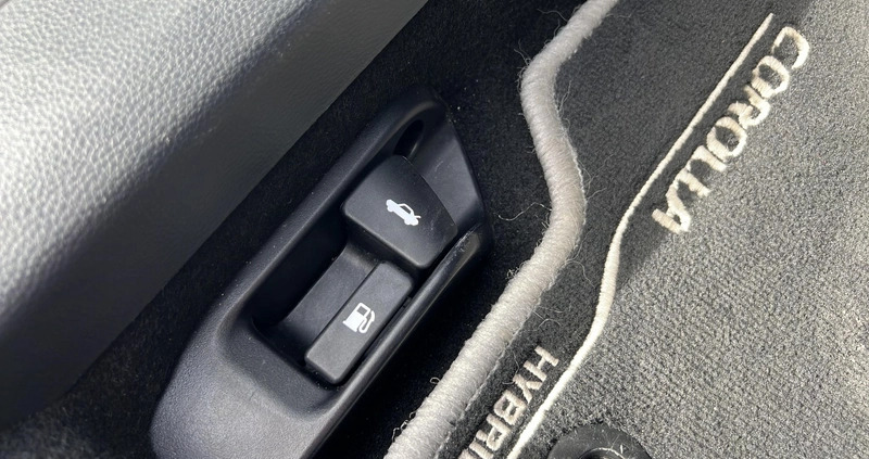 Toyota Corolla cena 105900 przebieg: 24582, rok produkcji 2022 z Cedynia małe 379